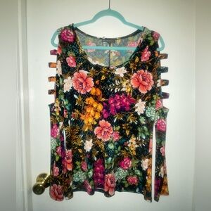 Bold Elements | Women’s Blouse | Large | Vibrant | Casual | Revealing | Stretchy